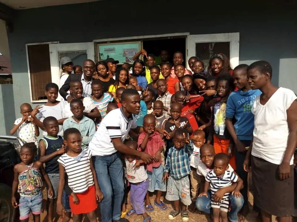 Children and volunteers gathered together during the 2019 orphanage outreach in Benin City.